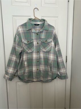 Plaid Button-Front Shacket Jacket - Green/White